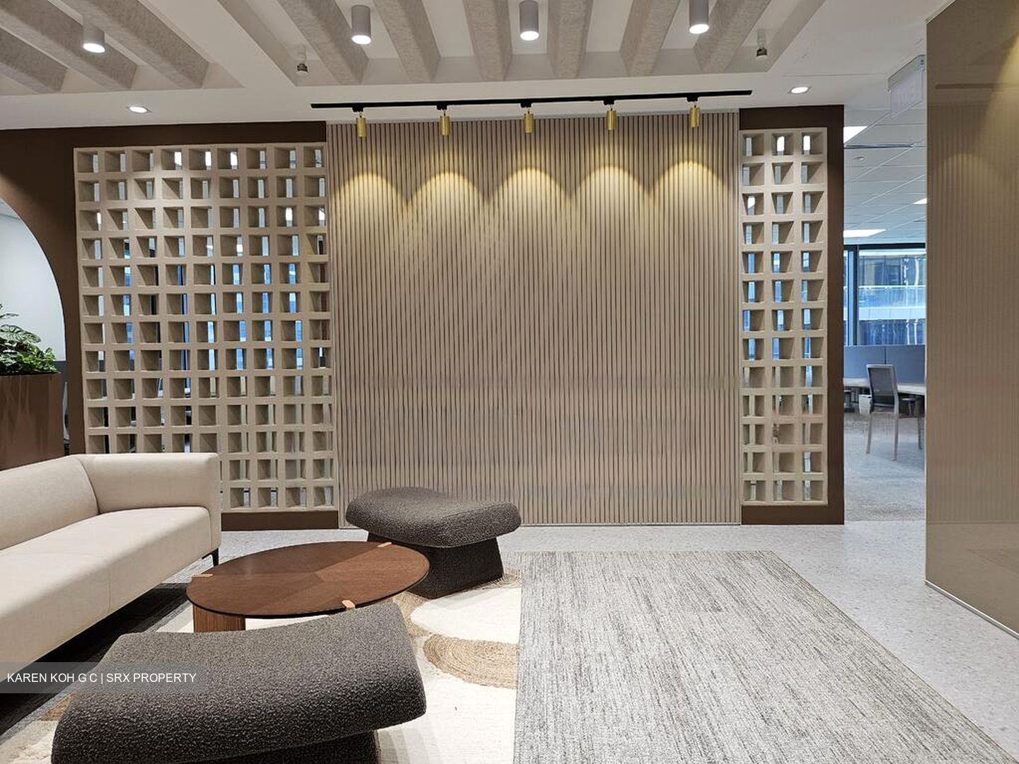 Central Boulevard (D1), Office #453396871